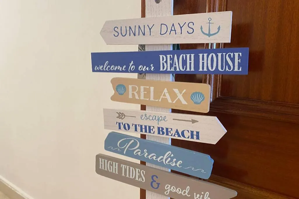 Maravilloso Apartamento En Primera Linea De Playa Con Vistas Al Mar En Caleta De Velez 2 D إسبانيا