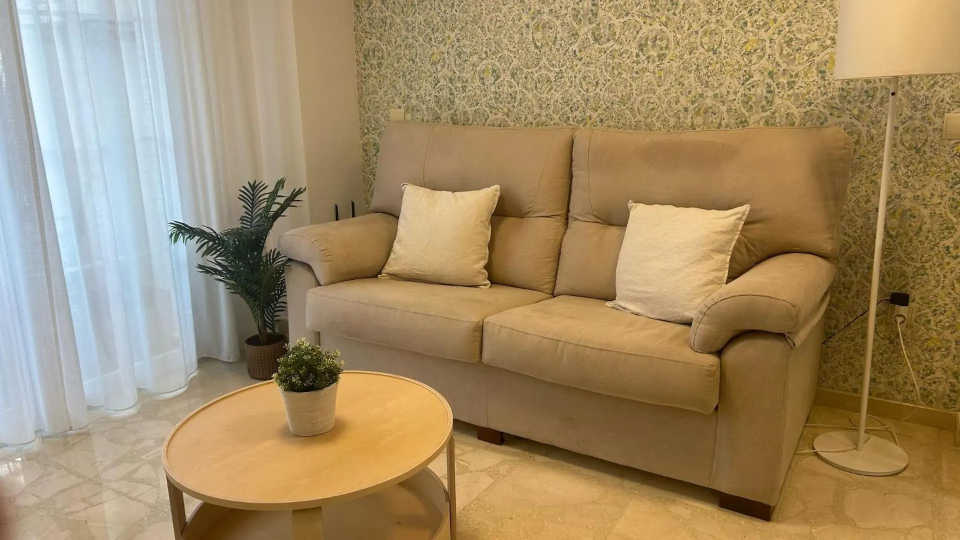 شقة Maravilloso Apartamento En Primera Linea De Playa Con Vistas Al Mar En Caleta De Velez 2 D